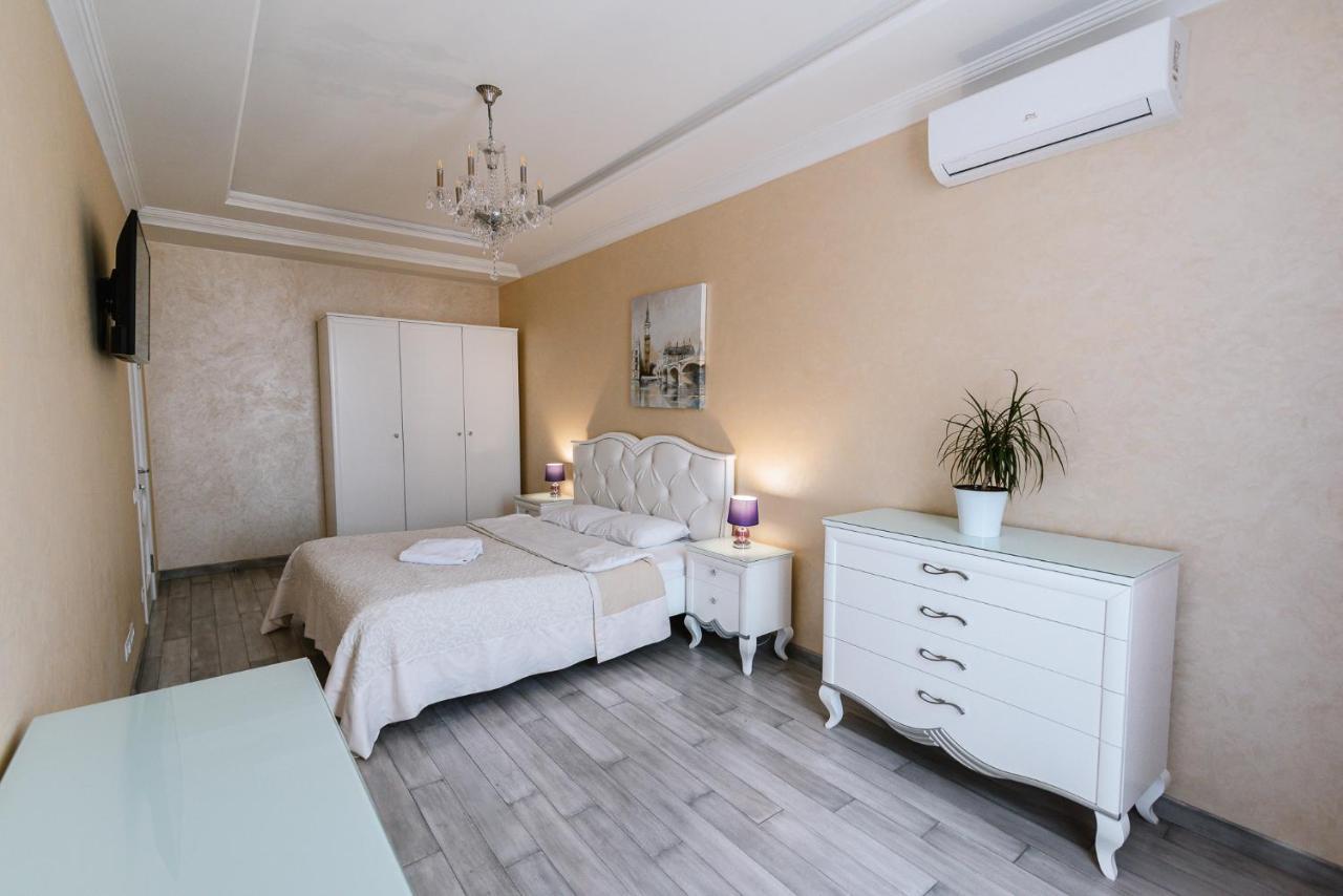 Luxury For Business & Pleasure Royal 2 Daire Kiev Dış mekan fotoğraf