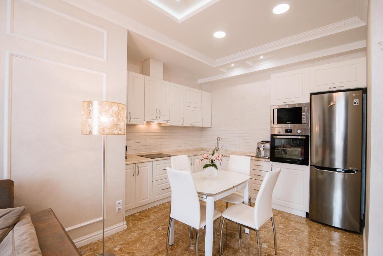 Luxury For Business & Pleasure Royal 2 Daire Kiev Dış mekan fotoğraf